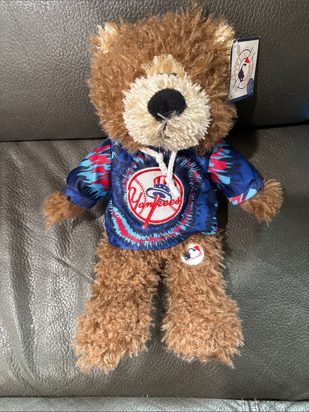 NY Yankees genuine merchandise plush bear 14 in with tye dye tee